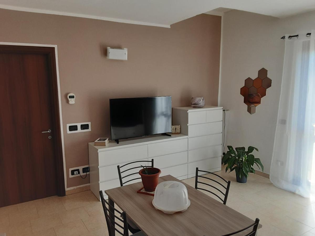 Appartamento Sofia In Zona Residenziale Strategica Wifi Gratuito Carbonara al Ticino Εξωτερικό φωτογραφία